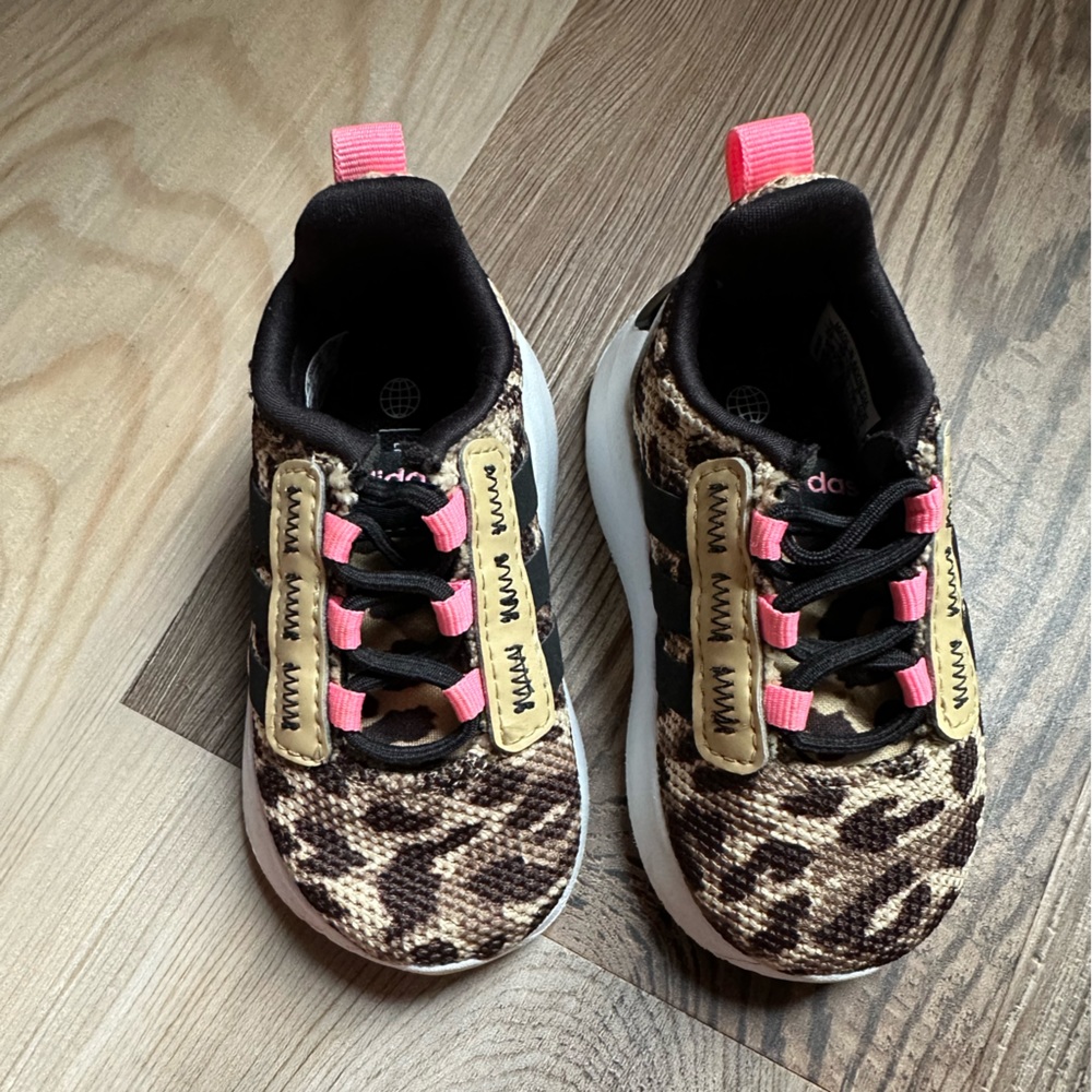 Addias Tennis Shoes, 4k cheetah